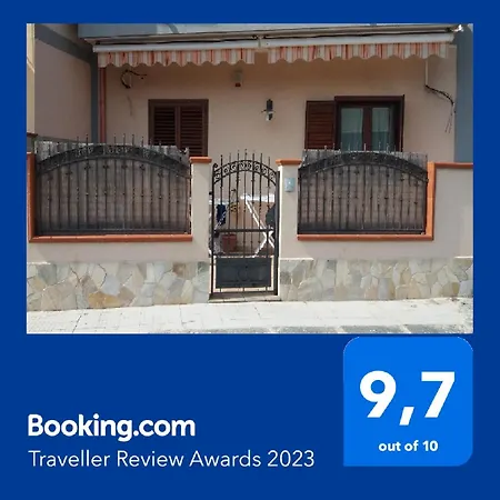 Hébergement de vacances Villino Maria - *